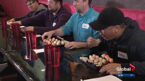 [ad_1]
Our sushi eating contest on Global News ? Edmontonians take part in sushi-eating contest | Watch News Videos OnlineWatch Edmontonians take part in sushi-eating contest Video Online, on GlobalNews.ca
[ad_2]
2018-09-23 17:28:46
Source…