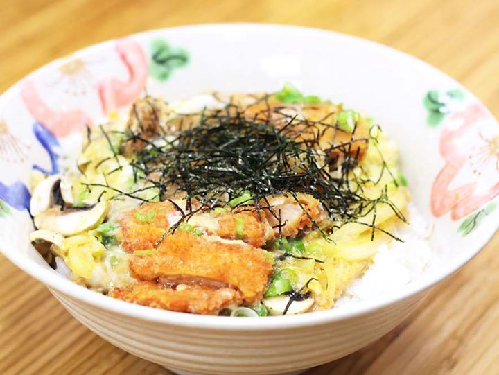 [ad_1]
**Tonkatsu Donburi**

? Only $12.95 during 11:30am – 3pm

? Deep fried crispy pork cutlets served with rice, egg, mushroom and onion ?
[ad_2]
2019-08-20 11:48:26
Source  …